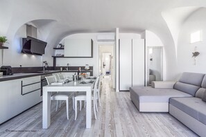 Interior - Gardenia Luxury (Palau)