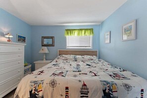 2 bedrooms, iron/ironing board, free WiFi