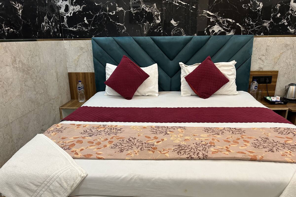 Superior Triple Room | Free WiFi, bed sheets