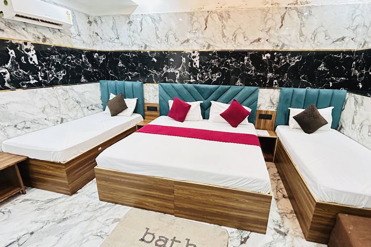Family Quadruple Room | Free WiFi, bed sheets