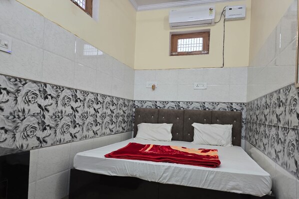 1 chambre, Wi-Fi gratuit, draps fournis