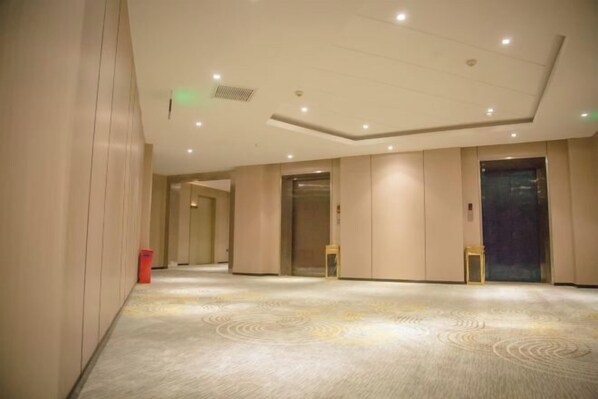 Interior - Magnotel Hotel (Liye Baisanbon Shanghecheng Store) (Liyang)