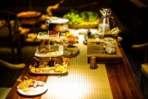 Dining - jinshi (Lijiang)