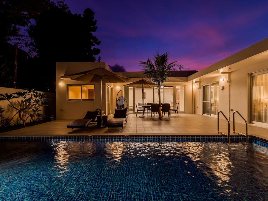 3 bedrooms, blackout curtains, free WiFi, bed sheets