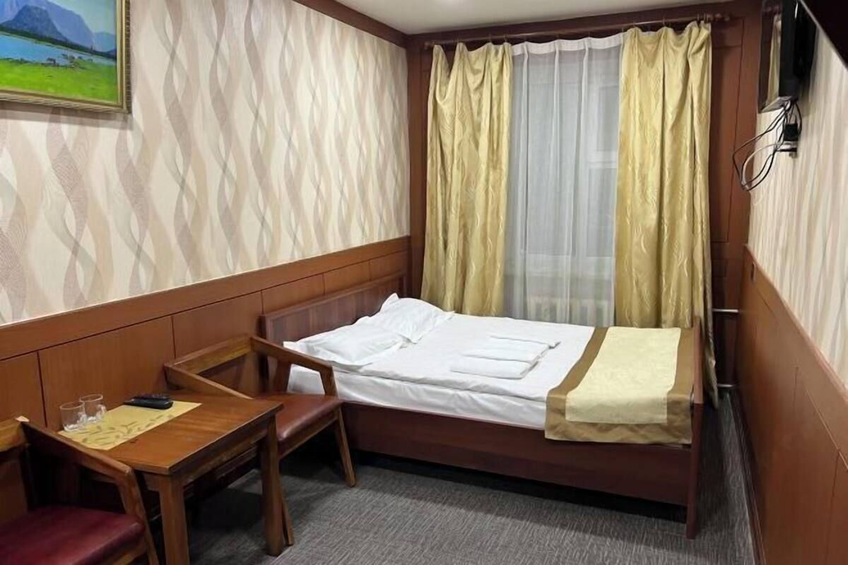 In-room safe, desk, laptop workspace, soundproofing