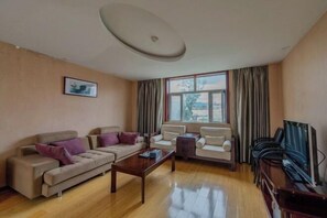 Room - Kaiyue Hotel (Fuyuan)