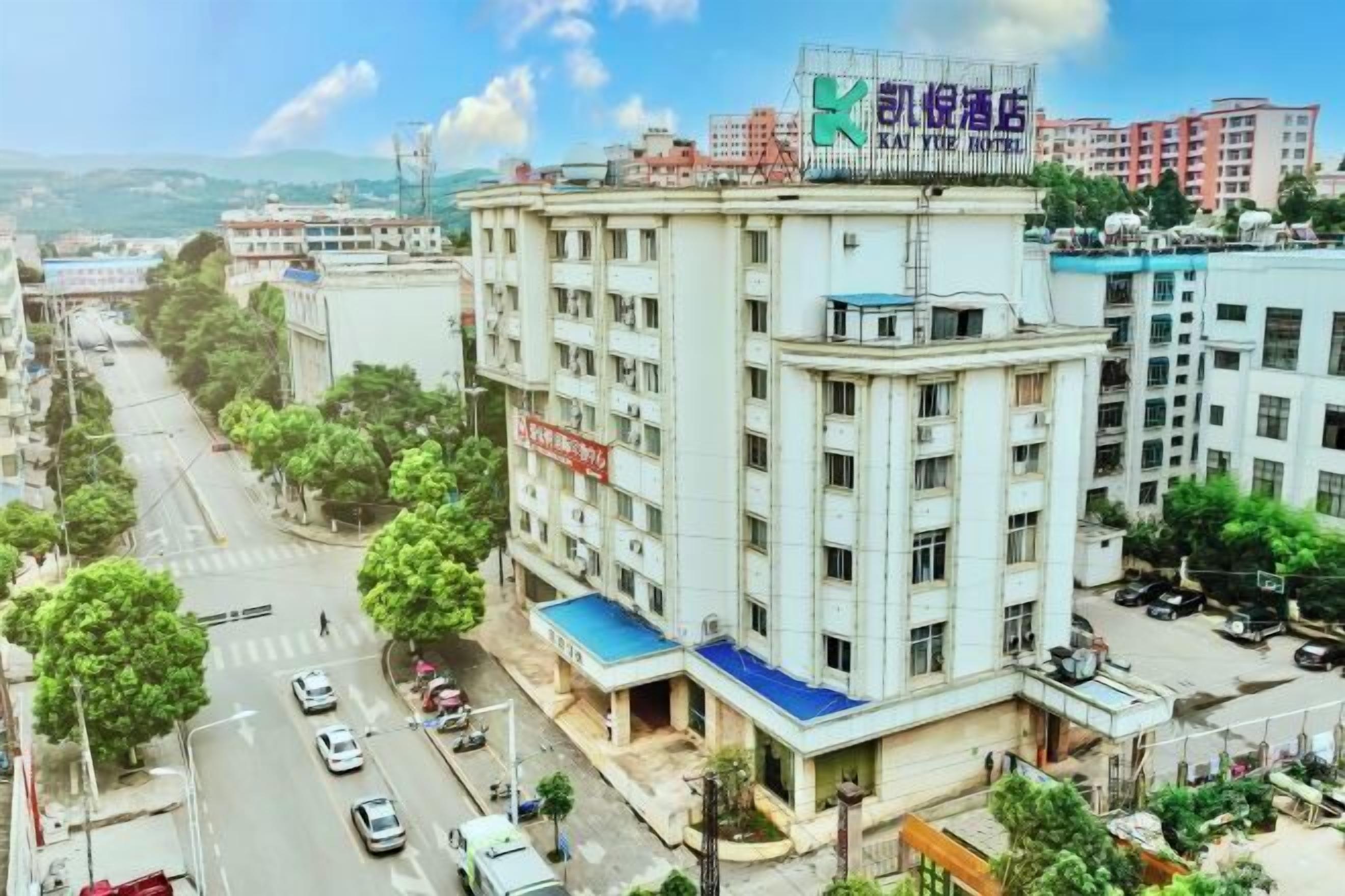 المنشأة من الخارج