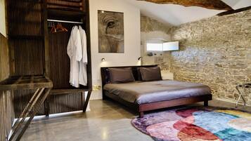 1 slaapkamer, een bureau, een strijkplank/strijkijzer, gratis wifi