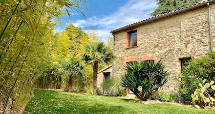 La Demeure de St Fiacre- Australe 2 Pers Nuit170 Petit Déjeuner Inclus