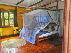 Double or Twin Room, Garden View - Tilapia Lodge (Entebbe)