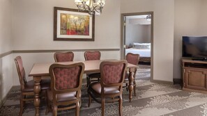 Dining - Experience the Best of Music City at Wyndham Nashville- 2 Bd. Lockoff (Nashville)