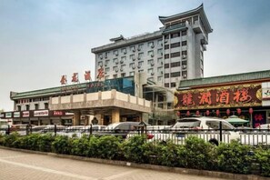 Unclassified image, 2 of 39, button - Huilong Dasha Hotel (Chengde)