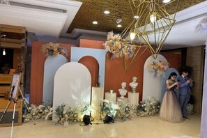 Innenbereich für Hochzeiten