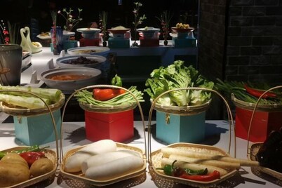 Riron International Hotel