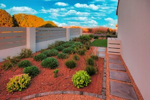 Garden - Salty Springbok, Langebaan 6-sleeper (Langebaan)