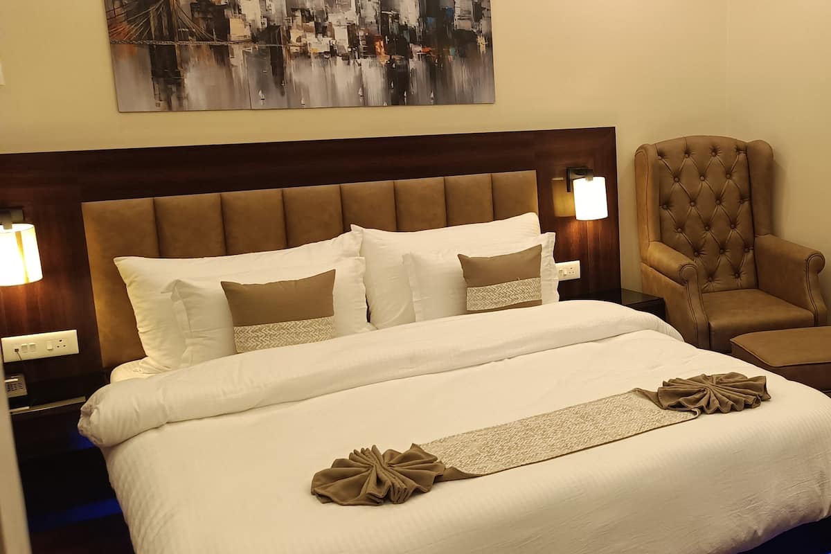 Executive Double Room | Free WiFi