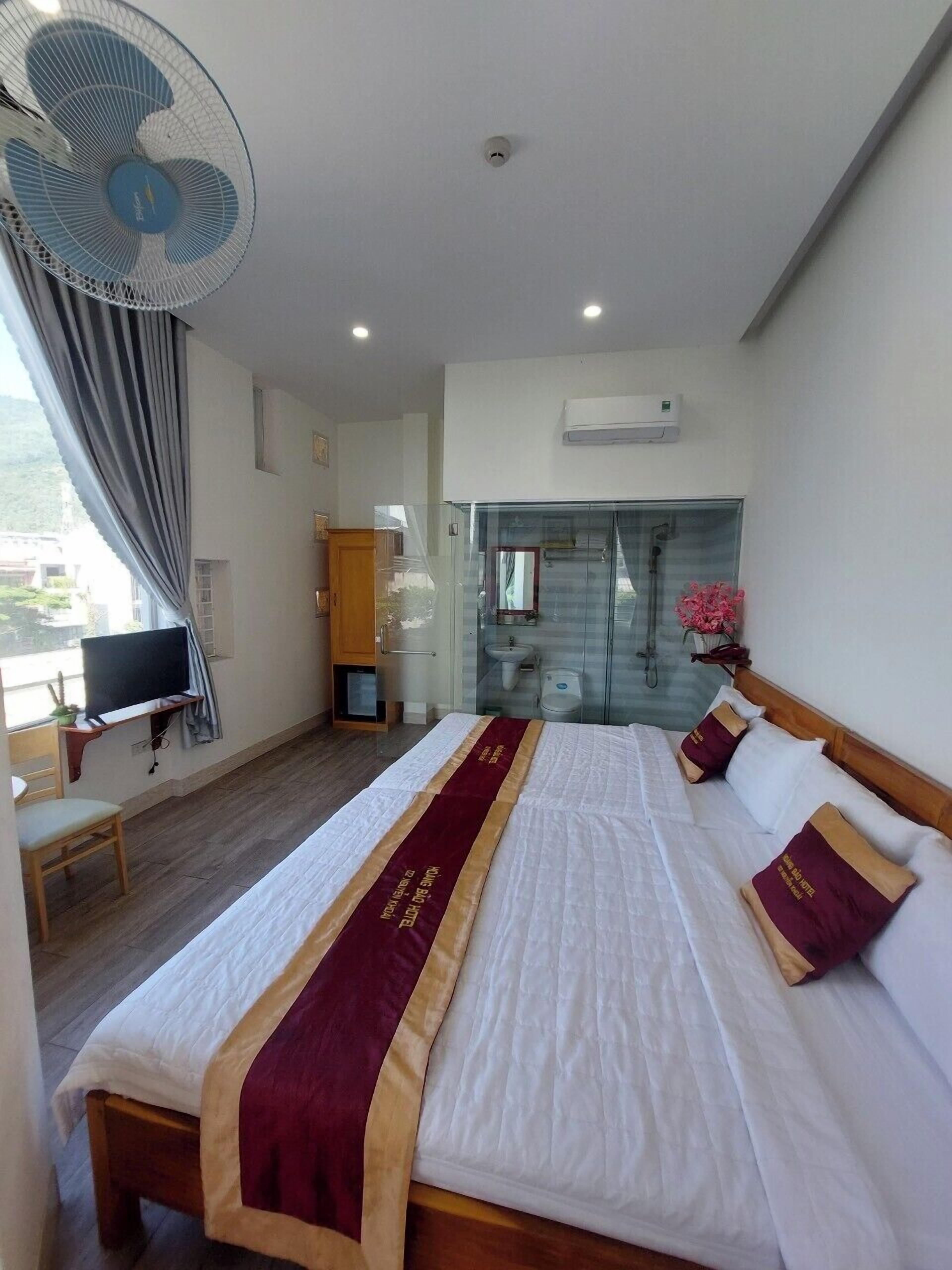 Panoramic Quadruple Room, 2 Double Beds | Soundproofing, free WiFi, bed sheets