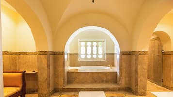 Presidential Suite, Pool View | Bathroom | Shower, bathrobes, slippers, towels