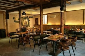 Interior - Guyan Huaxiang Jiangnan Hostel (Lishui)