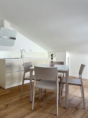 Deluxe Suite, Hill View | Private kitchen - Alle Colline (Valdobbiadene)