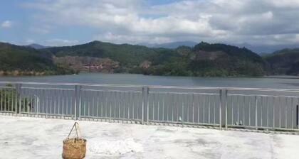 Taining Luxiang Nanhui Hotel (Jinhu Prairie)