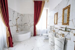 Royal Suite, Park View | Free WiFi
