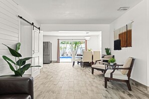 تلفزيون ذكي