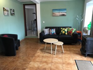 House | Living area - Poiares Palheiros Cozy Cottage (Vila Nova de Poiares)