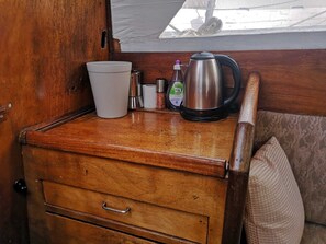 Interior - Übernachten auf dem Segelboot (Cuxhaven)