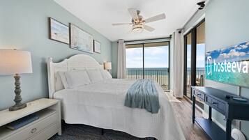 Condo com design assinado, 3 quartos, sacada, vista para a praia | 3 quartos, individualmente decorados, individualmente mobiliados