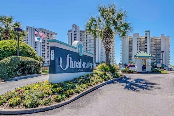 Front of property - Shoalwater 406 (Orange Beach)