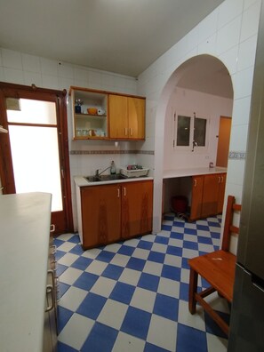 Private kitchen - Piso Alquiler Jul y Agosto Sort (Sort)