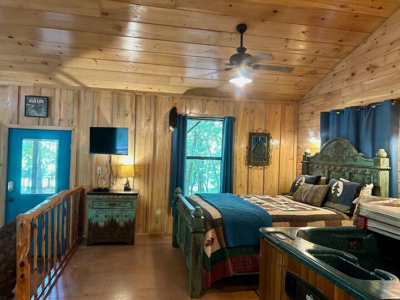 1 soverom, wi-fi (inkludert) og sengetøy