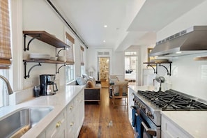 Fridge, microwave, oven, dishwasher - Sweetgrass House | Historic Gem w/ Charming Porch! (Charleston)