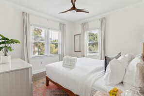 2 室のベッドルーム、アイロン / アイロン台、旅行用ベビーベッド、WiFi