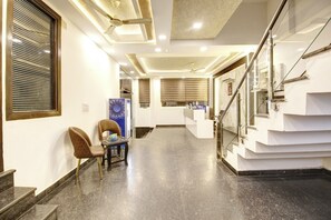 Reception - Hotel Devrana (New Delhi)