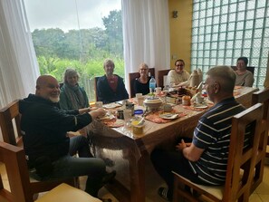 Café da manhã continental grátis todos os dias