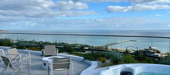 Horizon Bliss - 4pm check out Sundays*