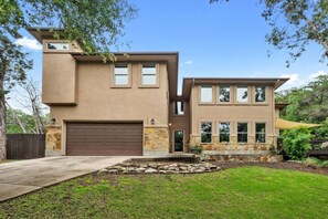 Exterior - Hill Country Hideaway (Austin)