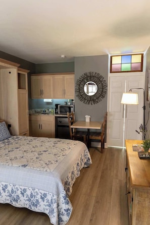 1 chambre, fer et planche Ă repasser, Wi-Fi, draps fournis