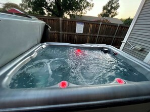 Bain à remous extérieur