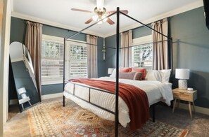 3 Schlafzimmer, Reisekinderbett, WLAN, Bettwäsche