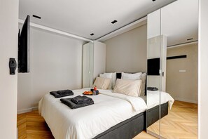 3 soverom, strykejern/-brett, wi-fi og sengetøy