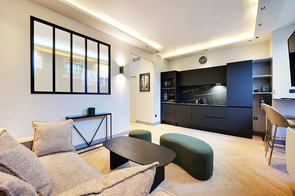TV, offices
