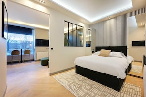 1 chambre, fer et planche à repasser, Wi-Fi, literie fournie