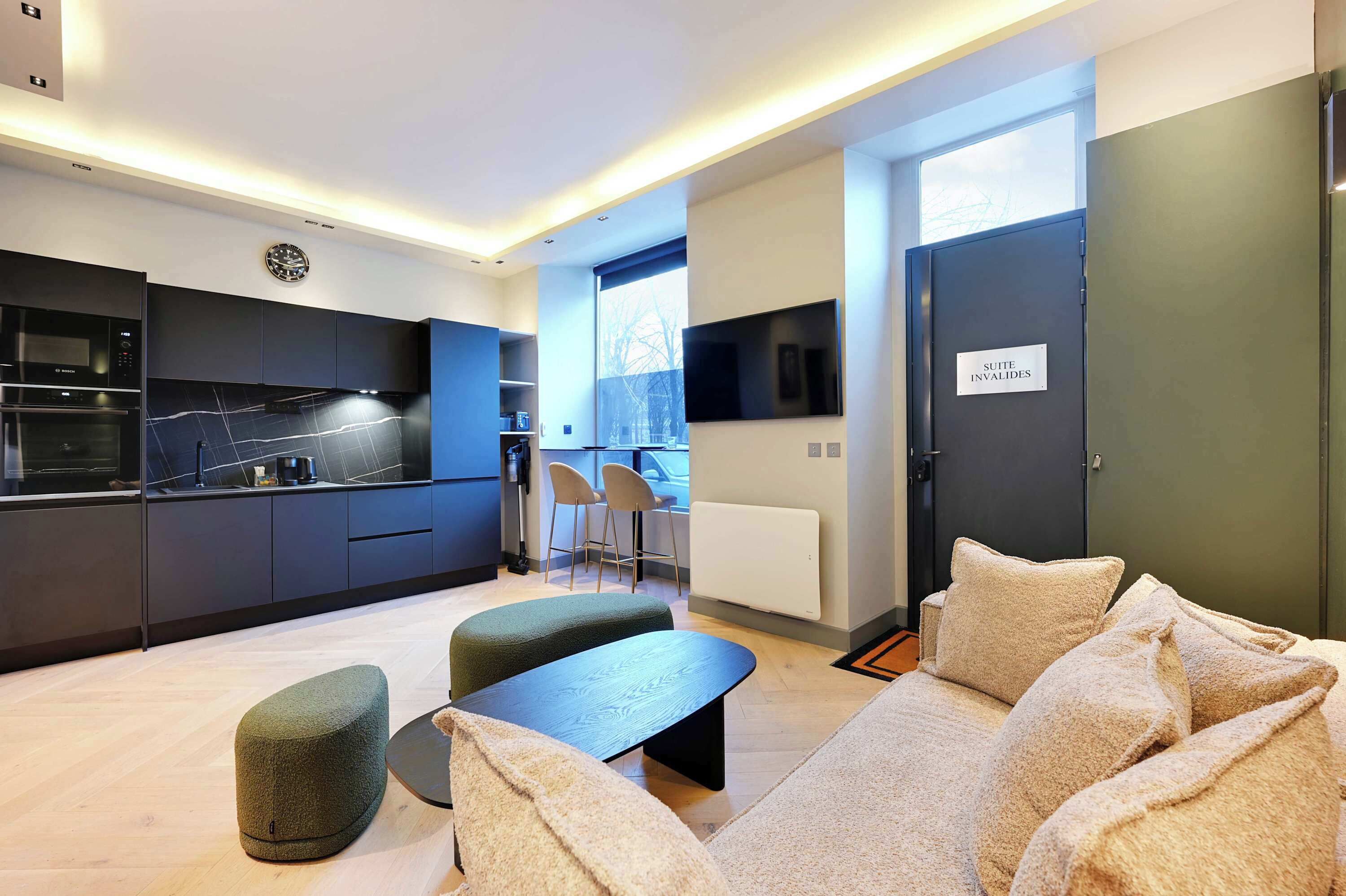 Télévision, espaces bureaux