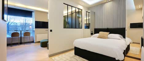 1 chambre, fer et planche Ă repasser, Wi-Fi, literie fournie