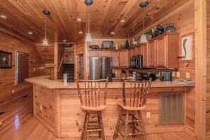 Interior - GatMtnLodge: Spectacular Views, Theater, Games, Hot Tub, Wifi, Gatlinburg! (Gatlinburg)