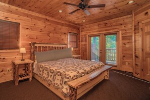 5 slaapkamers, een strijkplank/strijkijzer, gratis wifi, beddengoed