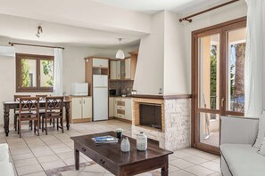 Vila (3 Bedrooms) | Parte interna